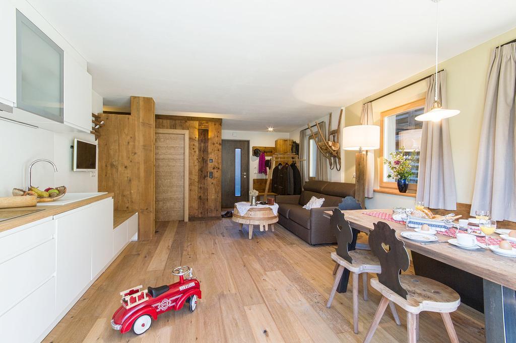 Chalet Da Mont Appartement Sëlva Buitenkant foto